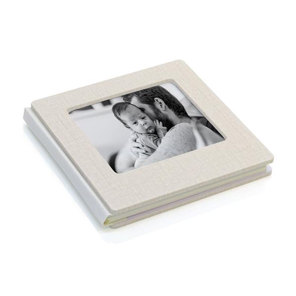 Álbum de Fotografia Premium com Capa na Cor Linho Bege com 16 Folhas de Alumínio Branca para Sublimação 20x20cm